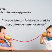 to børn sidder med dåsetelefoner